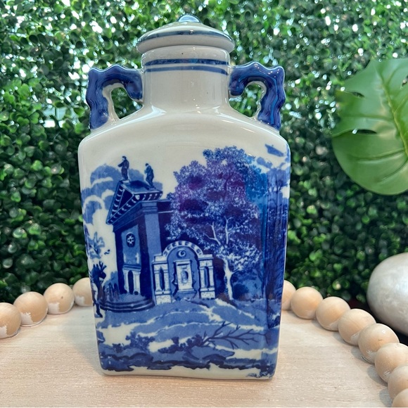 Three Hands | Lidded Jar Vase Vessel Decorative Piece | Grandmillennial | EUC - Picture 3 of 10